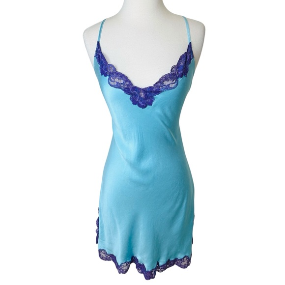 CHRISTINE LINGERIE THE GINGER BIJOU BUTTON - BACK SILK SLIP. - Picture 1 of 7